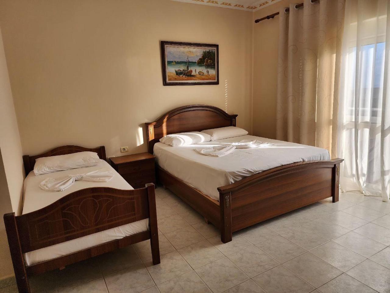 Hotel Maren ดูร์เรส ห้อง รูปภาพ